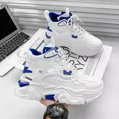 URBAN AUTHENTIC