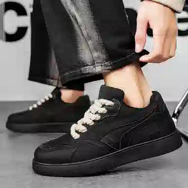 URBAN AUTHENTIC