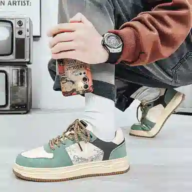 URBAN AUTHENTIC