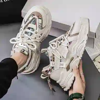 URBAN AUTHENTIC