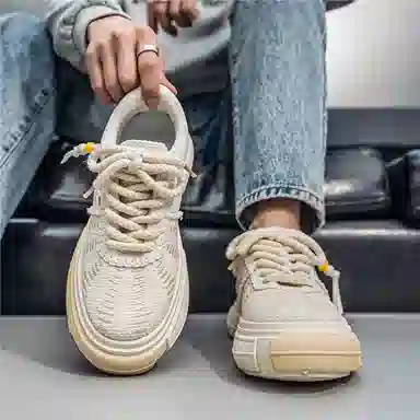 URBAN AUTHENTIC