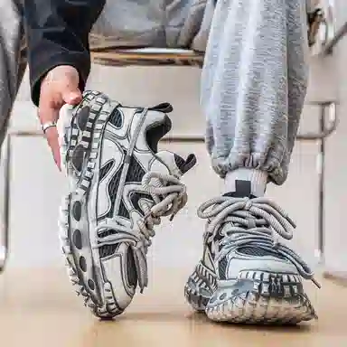 URBAN AUTHENTIC