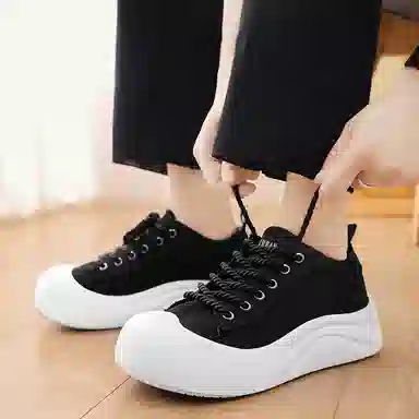 URBAN AUTHENTIC