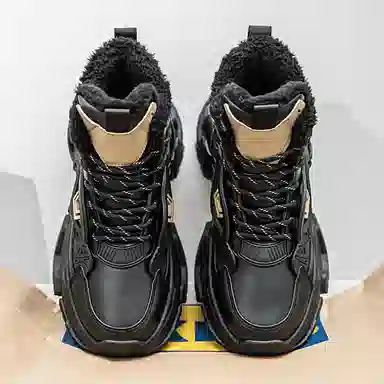 URBAN AUTHENTIC