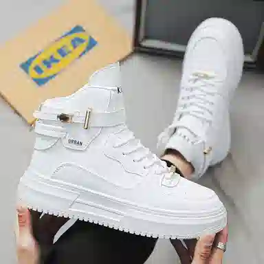 URBAN AUTHENTIC