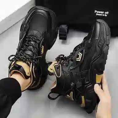 URBAN AUTHENTIC