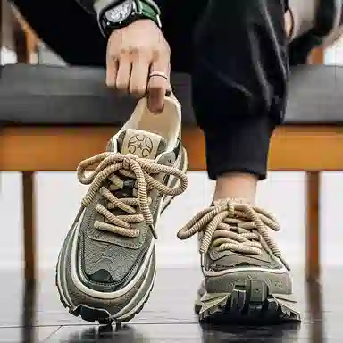 URBAN AUTHENTIC