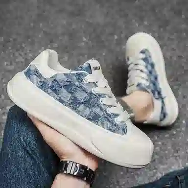 URBAN AUTHENTIC