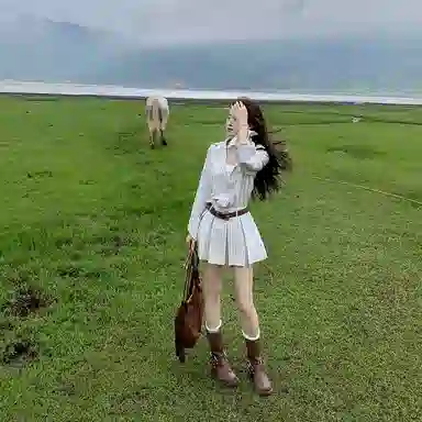 桴生 老钱风法式时尚宽松高腰简约衬衫与旅游穿搭长袖连衣裙 女款
