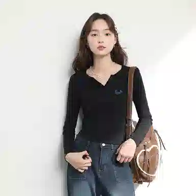 MJ Style V-Neck Pullover Long Sleeve T-Shirt