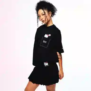 WHOOSIS HELLO KITTY T