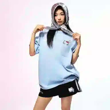 WHOOSIS HELLO KITTY T