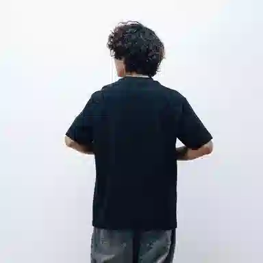 WHOOSIS Shut your mouthT