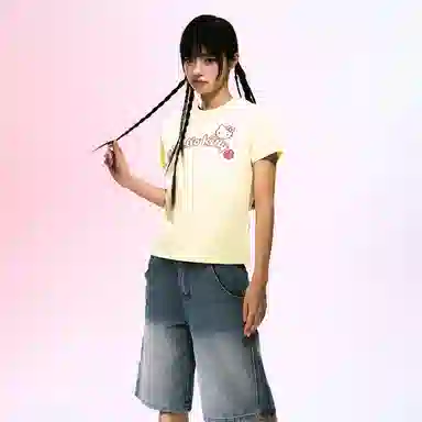 WHOOSIS HELLO KITTY logo T