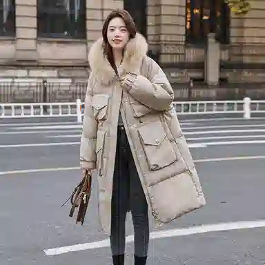 鸭鸭 中长款百搭狐狸毛领常规长袖羽绒服 女款