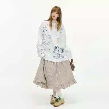 ER ER Bear Cartoon Long Sleeve Tee