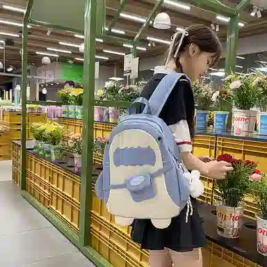 單倉 可爱卡通鲨鱼休闲时尚设计感背包丑萌搞怪初高中学生大容量通勤百搭轻便书包 尼龙 双肩包 常规 男女同款情侣款 蓝色/灰色/黑色