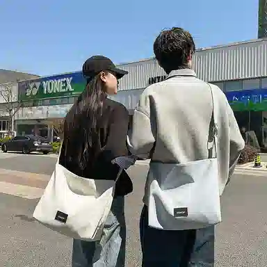 單倉 极简百搭休闲背包斜挎包学生时尚潮流日常上课出行 尼龙 单肩包 常规 男女同款情侣款 白色/灰色/黑色/粉色/蓝色
