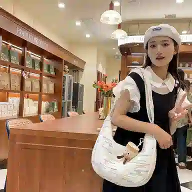 單倉 韩版高颜值初高中学生大容量斜挎包时尚设计百搭手提包帆布包 帆布 手拎单肩包 女款 白色/粉色/黄色/黑色
