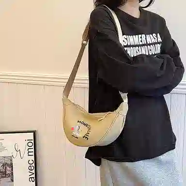 單倉 通勤轻便单肩腋下包休闲可爱百搭 尼龙布 斜挎包 女款 米白色/黑色/卡其色/湖蓝色/粉色