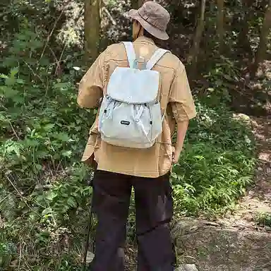 單倉 日系潮流简约小众设计感撞色轻便耐磨背包高品质学院风初高中学生大容量通勤百搭书包  尼龙 双肩包 常规 男女同款情侣款 多色