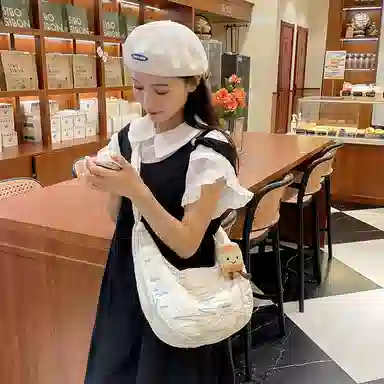 單倉 韩版高颜值初高中学生大容量斜挎包时尚设计百搭手提包帆布包 帆布 手拎单肩包 女款 白色/粉色/黄色/黑色