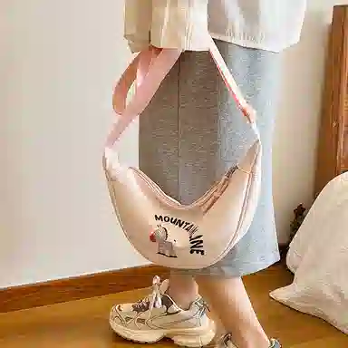 單倉 通勤轻便单肩腋下包休闲可爱百搭 尼龙布 斜挎包 女款 米白色/黑色/卡其色/湖蓝色/粉色