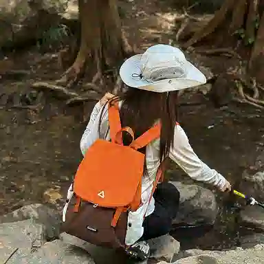 單倉 日系潮流简约小众设计感撞色轻便耐磨背包高品质学院风初高中学生大容量通勤百搭书包  尼龙 双肩包 常规 男女同款情侣款 多色