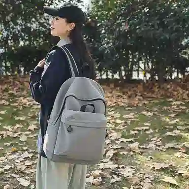 單倉 简约休闲设计感初高中学生旅行百搭大容量轻便书包 尼龙 背包双肩包 男女同款情侣款 白色/灰色/蓝色/卡其色/黑色