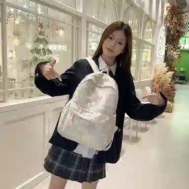 單倉 日系高颜值毛绒针织韩版通勤百搭多巴胺大容量初高中学生书包小众设计 尼龙 背包双肩包 女款 黄色/绿色/白横条/红横条