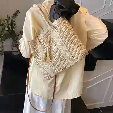 單倉 海边旅行度假编织托特包法式时尚简约百搭 草编 手提斜挎单肩包 女款 卡其色/米白色