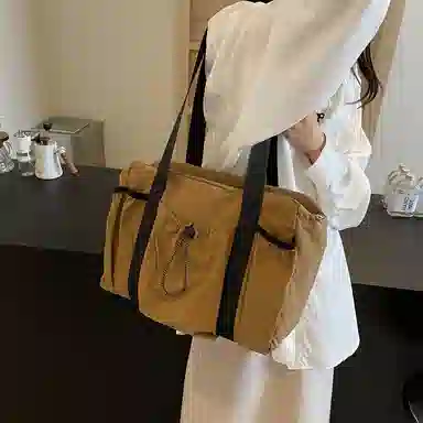 單倉 大容量旅行百搭休闲 尼龙布 单肩包 男女同款情侣款 米白色/深灰色/黑色/深棕色