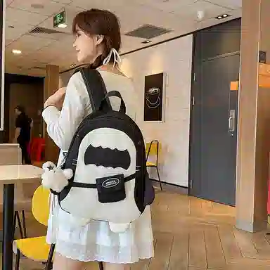 單倉 可爱卡通鲨鱼休闲时尚设计感背包丑萌搞怪初高中学生大容量通勤百搭轻便书包 尼龙 双肩包 常规 男女同款情侣款 蓝色/灰色/黑色
