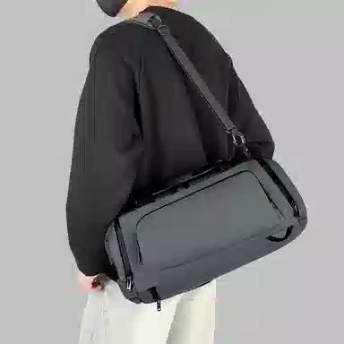 單倉 多功能短途袋运动健身收纳休闲轻便耐磨 防水皮膜 旅行包 男女同款情侣款 灰色/黑色