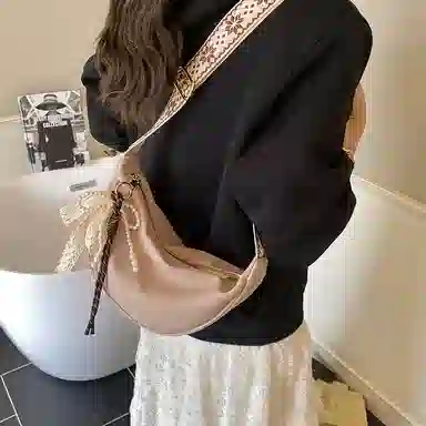 單倉 复古小众简约设计日常通勤百搭高级感逛街轻便 牛仔布 单肩包 女款 多色