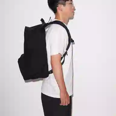 單倉 时尚潮流 尼龙布 双肩包 男女同款情侣款 黑色