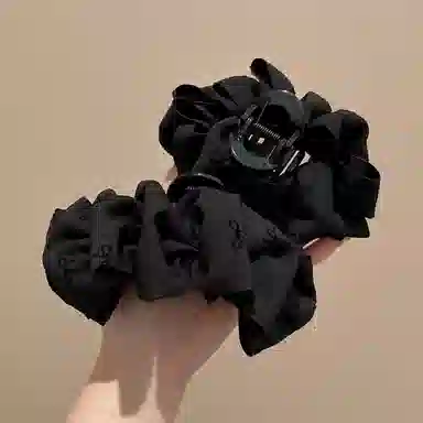 水中玉 黑色蝴蝶结抓夹大号鲨鱼夹后脑勺夹子高级感发卡头饰 亚克力 发夹 女款