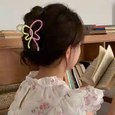 水中玉 渐变蝴蝶抓夹女森系后脑勺盘发鲨鱼夹夏季发卡头饰 发夹 女款