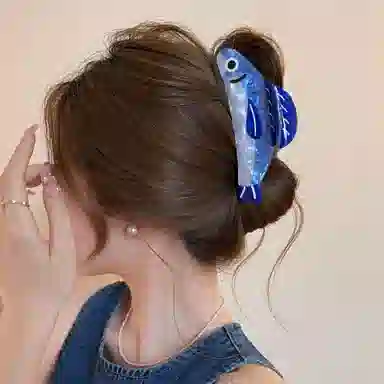 水中玉 可爱个性沙丁鱼抓夹后脑勺夹子头发发卡头饰盘发鲨鱼夹发饰 亚克力 发夹 女款