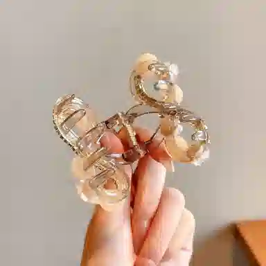 水中玉 精致小花抓夹发量少后脑勺鲨鱼夹半扎发卡气质夹子头饰 亚克力 发夹 女款