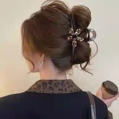 水中玉 豹纹花朵抓夹高级感后脑勺盘发鲨鱼夹夹子气质半扎发饰 亚克力 发夹 女款