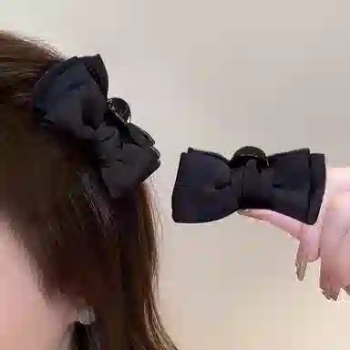 水中玉 法式公主头黑色蝴蝶结抓夹高级感侧边头发发卡头饰夹子 布艺 发夹 女款