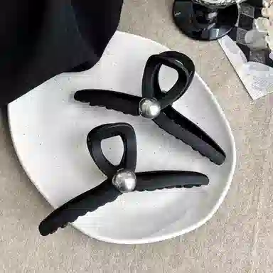 水中玉 高级感黑色抓夹超大号鲨鱼夹后脑勺发量多夹子发卡头饰 亚克力 发夹 女款