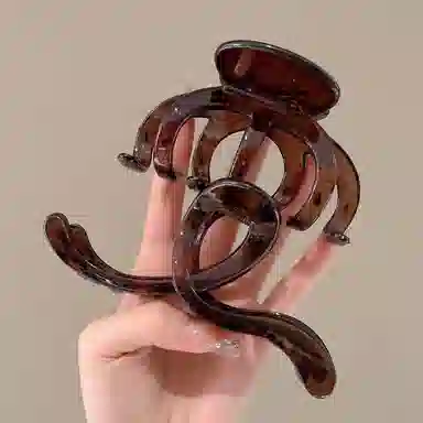 水中玉 简约韩系大号鲨鱼夹高级感气质发卡后脑勺发量多抓夹 亚克力 发夹 女款