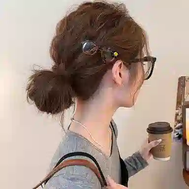 水中玉 笑脸眼镜夹子侧边刘海夹高级感前额碎发发卡头饰 合金 发夹 女款