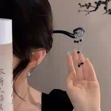 水中玉 祥云黑珠流苏 古风木质新中式步摇发钗马面裙 发簪 女款