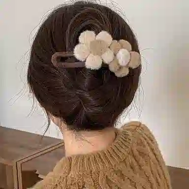 水中玉 秋冬毛绒发饰花朵发卡高级感盘发鲨鱼夹抓夹后脑勺鸭嘴夹子 亚克力 发夹 女款