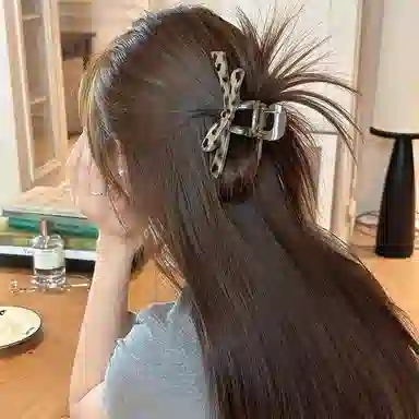 水中玉 豹纹蝴蝶结头发抓夹高级感后脑勺韩系半扎发鲨鱼夹夹子头饰#好运 亚克力 发夹 女款