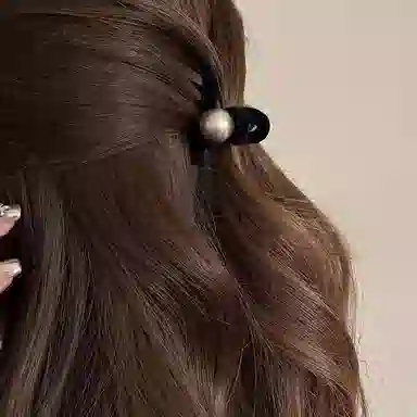 水中玉 珍珠植绒小抓夹公主头发卡前额侧边刘海夹半扎发高级感夹子头饰 亚克力 发夹 女款