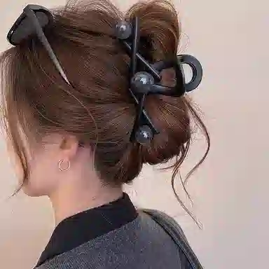 水中玉 珠珠抓夹大号鲨鱼夹后脑勺发卡高级感夹子头饰 亚克力 发夹 女款